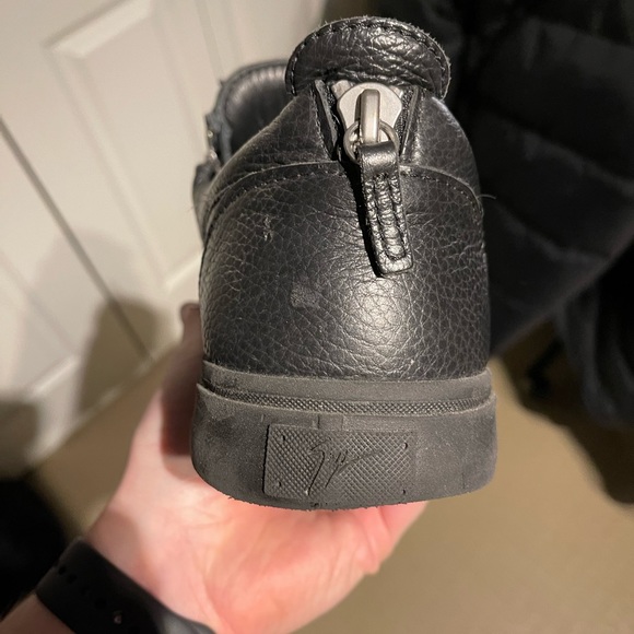 Giuseppe Zanotti - Picture 3 of 3